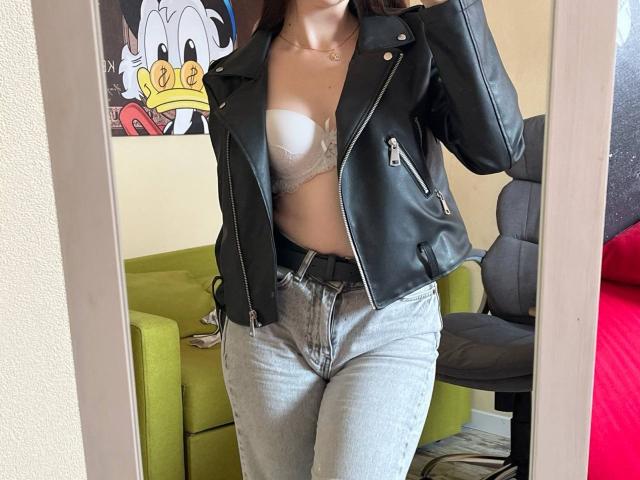 Valissia - Live porn &amp; sex cam - 22414629