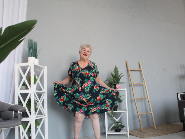 KayleSmoll - Live porn &amp; sex cam - 22415373