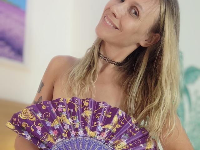 EmieFlower - Live porn &amp; sex cam - 22416901