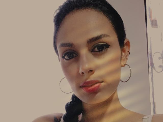 AnaisHilton - Live porn &amp; sex cam - 22423273