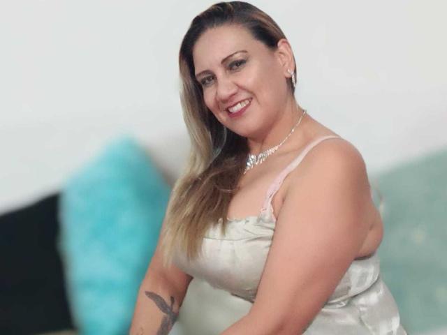 MatureYayita - Live sex cam - 22425137