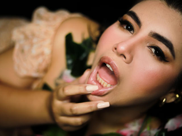 StefaniaFernanda - Live porn &amp; sex cam - 22425145