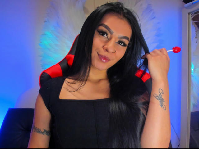 LunaCollinss - Live porn &amp; sex cam - 22427249