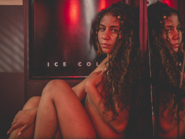 AlissonSmiith - Live sex cam - 22427917