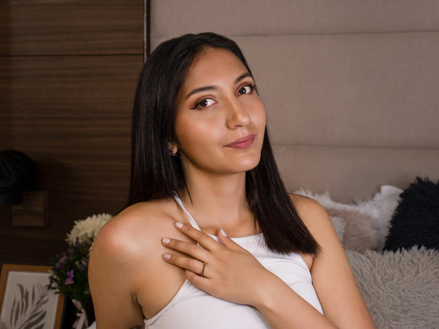 DailaCortes - Live porn &amp; sex cam - 22429037