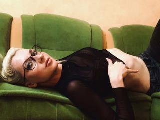 ChristinasVinson69 - Camera khiêu dâm &amp; quyến rũ trực tiếp - 22432653