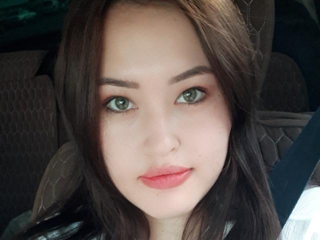 ZaraApple - Live porn &amp; sex cam - 22432781