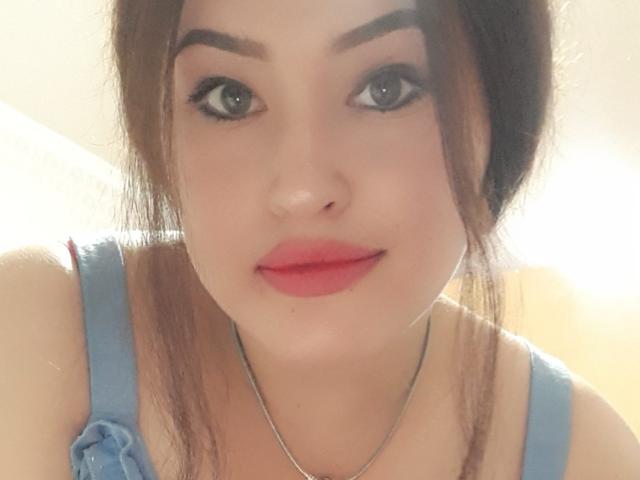 ZaraApple - Live porn &amp; sex cam - 22432825