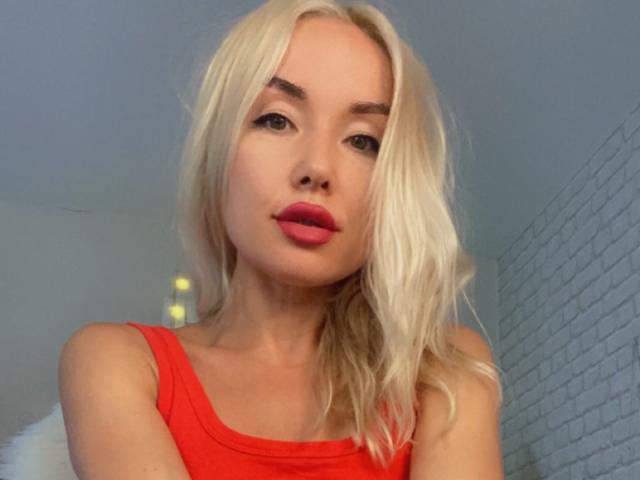 AvaGreenx - Live porn &amp; sex cam - 22434105