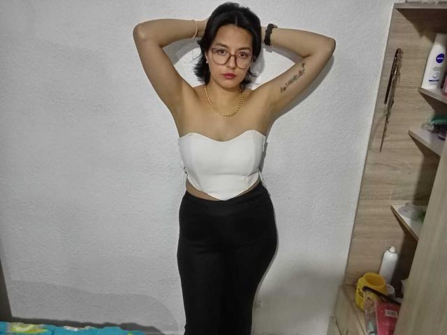 Paulettee - Live porn &amp; sex cam - 22438985