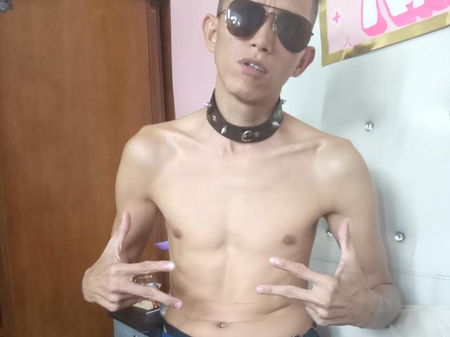 MelisaYTomas - Live porn &amp; sex cam - 22441977