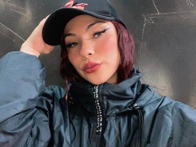 ValeryHarllow - Élő pornó és szexkamera - 22442897