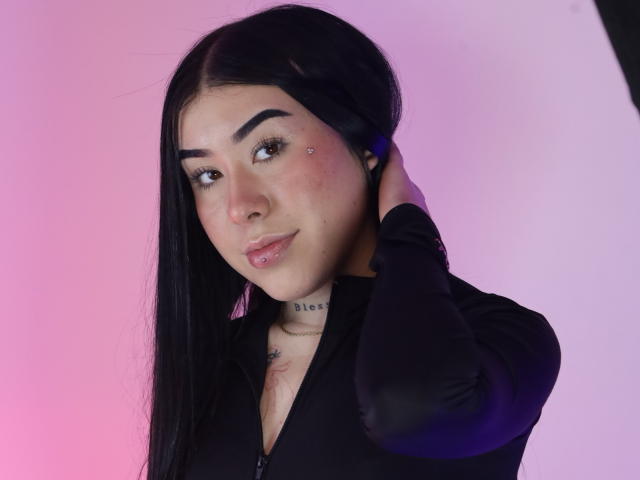 MiaGlowy - Live porn &amp; sex cam - 22442941