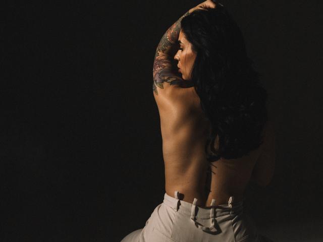 LayaGorgeous - Live porn &amp; sex cam - 22447249