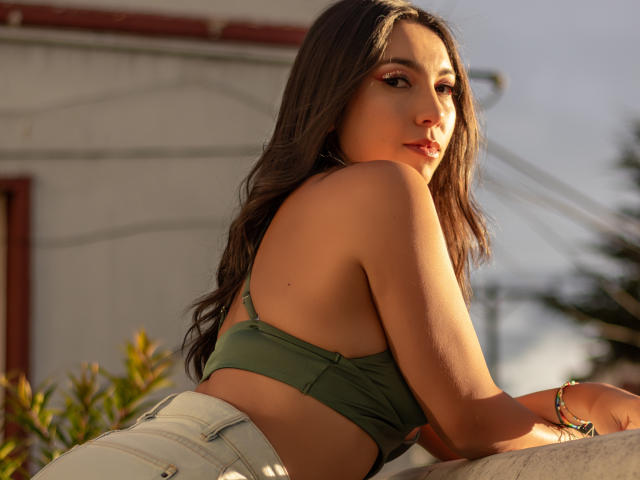 MiaReed - Live porn &amp; sex cam - 22449101