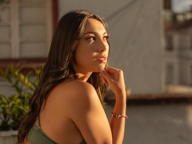 MiaReed - Live porn &amp; sex cam - 22449105