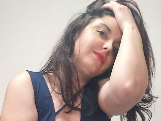 LaFrancaiseJessy - Live sex cam - 22456317