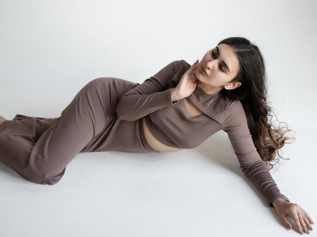 GabbyLove - Live porn &amp; sex cam - 22456821