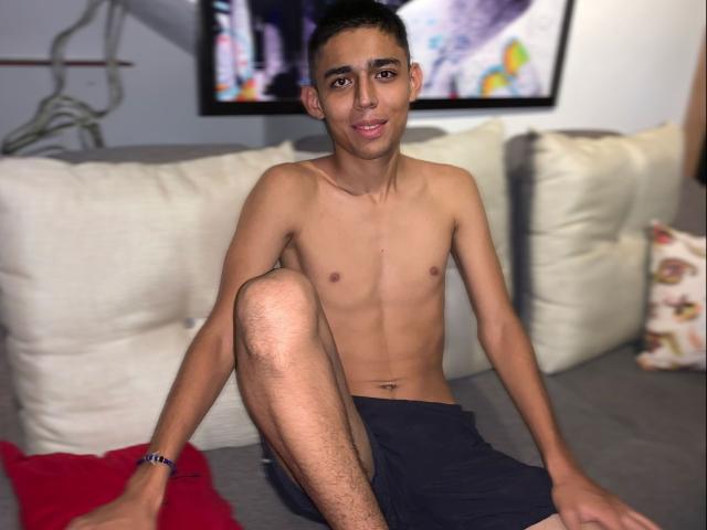 BryanSexxy - Sexe cam en vivo - 22459545