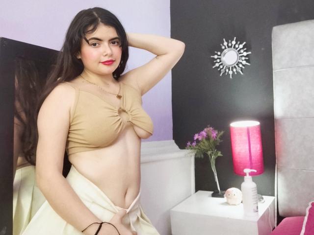 LucianaWest - Camera khiêu dâm &amp; quyến rũ trực tiếp - 22465265