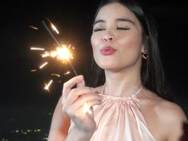 CamilaSofiia - Camera khiêu dâm &amp; quyến rũ trực tiếp - 22465529