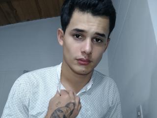 FreddyRomans - Live porn &amp; sex cam - 22466129