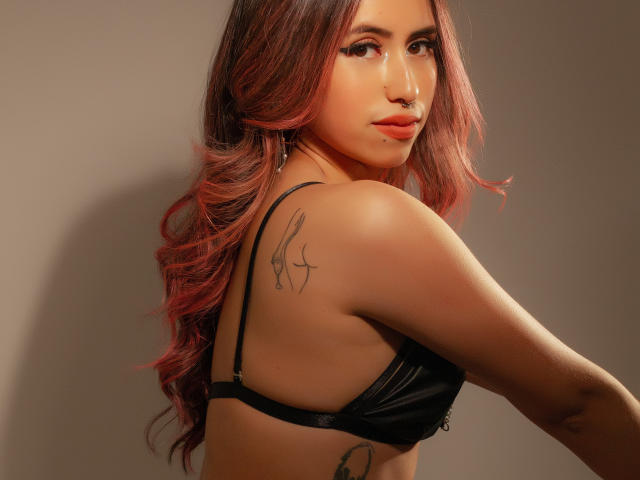 NessPretty - сексуальная веб-камера в реальном времени - 22468089