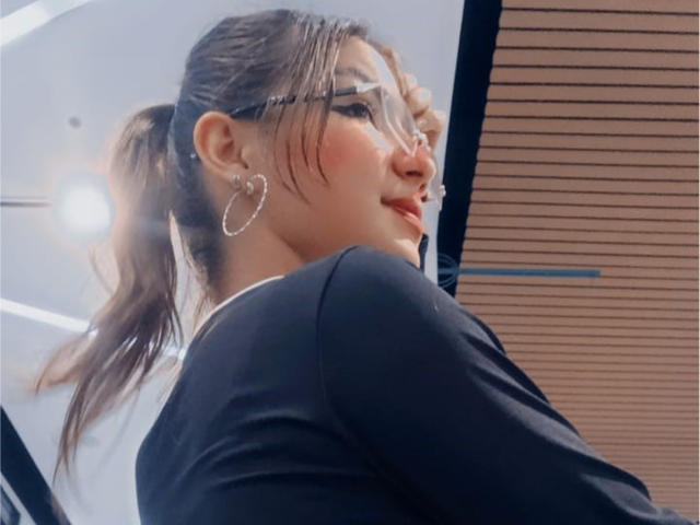 AshelyMiler - ライブポルノ&amp;セックスカム - 22469529