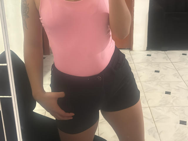 SarahGood - Porno na żywo i seks kamera - 22471433