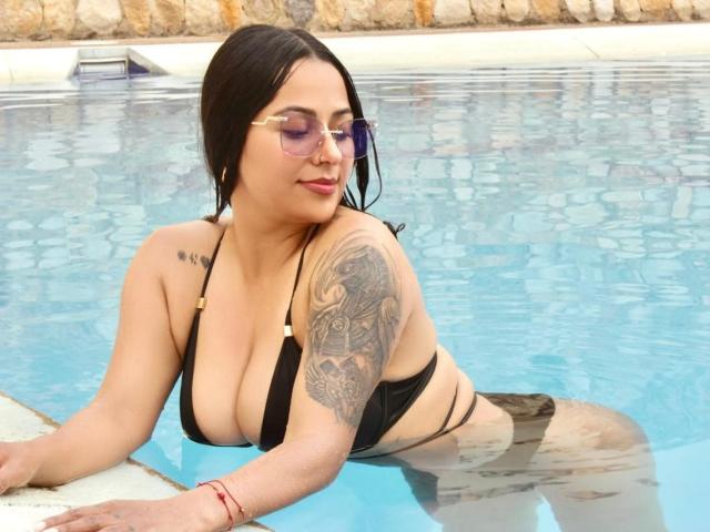 SaraSuray - Live porn &amp; sex cam - 22471881