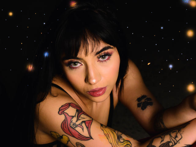 MiiaCortez - сексуальная веб-камера в реальном времени - 22477421