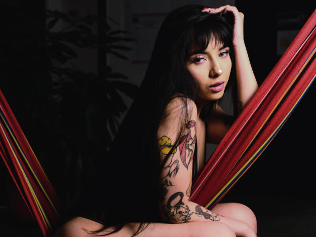 MiiaCortez - Live porn &amp; sex cam - 22477441