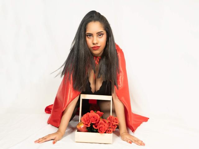 SiennaOlsen - פורנו בשידור חי ומצלמת סקס - 22479973