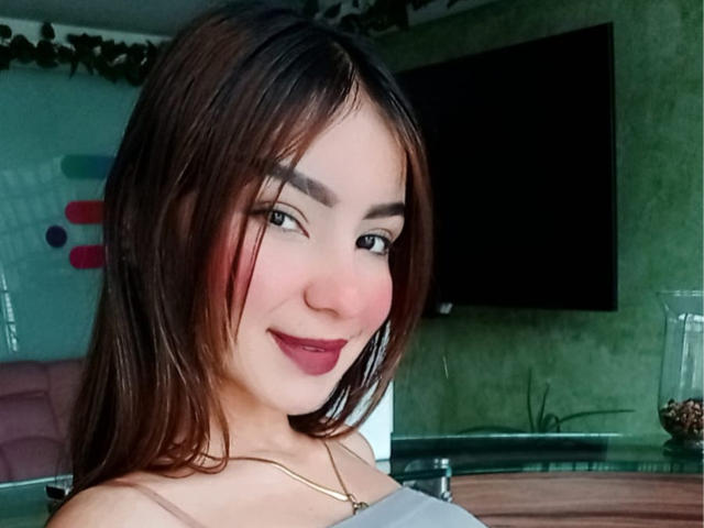 AshelyMiler - Live Sex Cam - 22481177