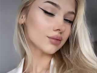 CallieWow - Live porn &amp; sex cam - 22481809