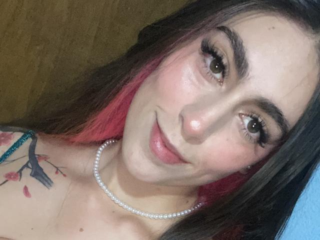 JazzeRusot - Live sex cam - 22482345