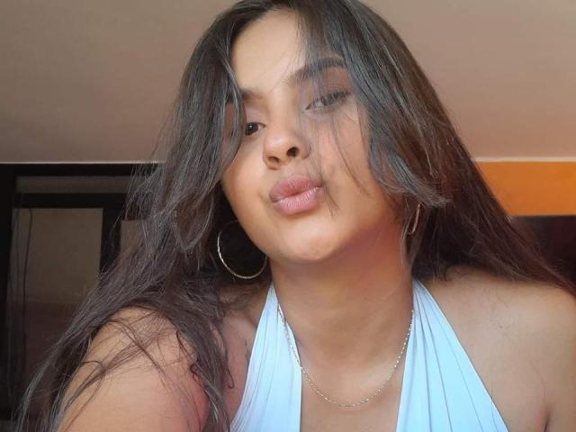 ZoeLlaker - Live porn &amp; sex cam - 22485681