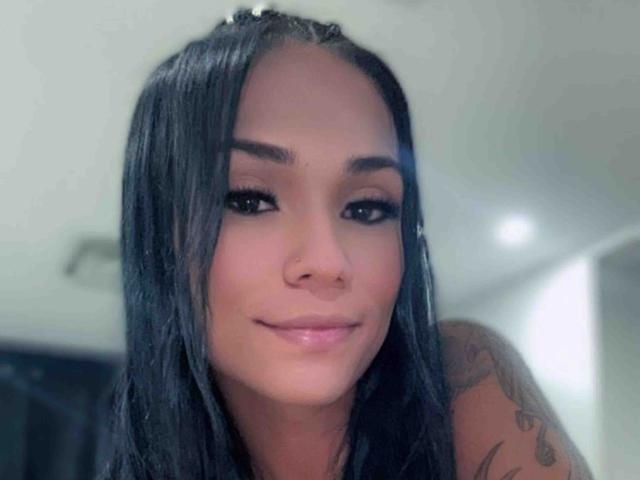 DanielaHottyTS - Live porn &amp; sex cam - 22490617