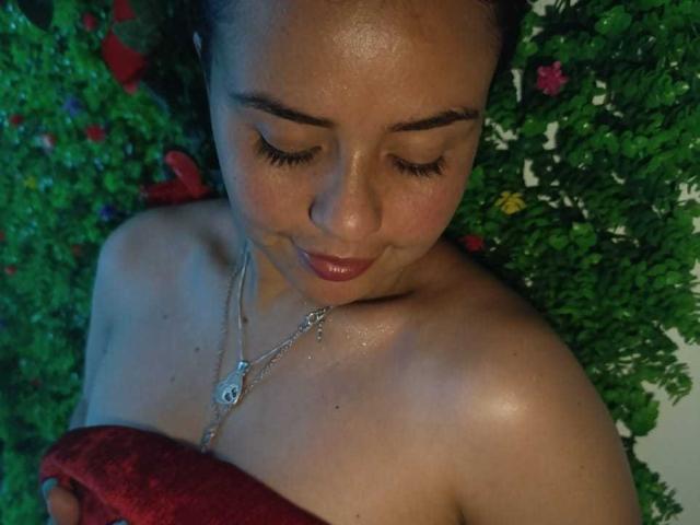 ArielleWilde - Live porn &amp; sex cam - 22494321