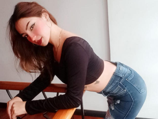 AshelyMiler - сексуальная веб-камера в реальном времени - 22495069