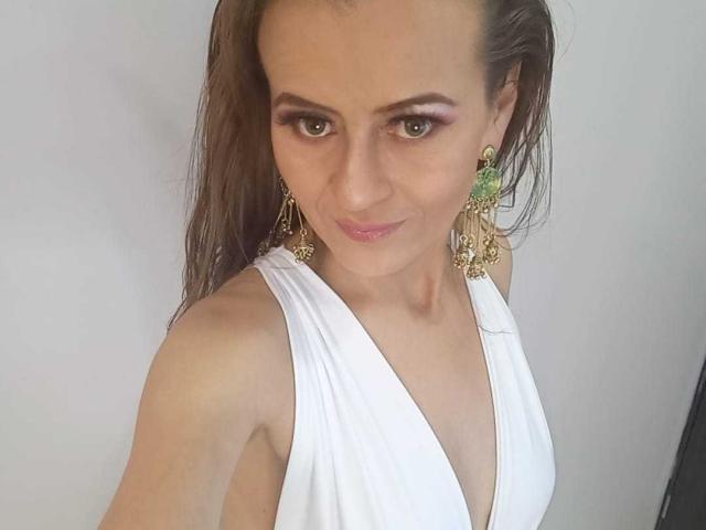 Maghenta - Live porn &amp; sex cam - 22496845