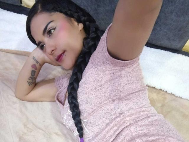 CandyLowers - Live porn &amp; sex cam - 22497149