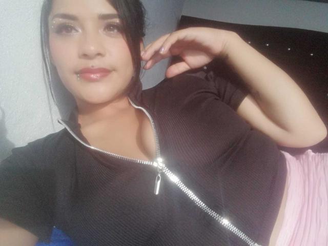 CandyLowers - Porno na żywo i seks kamera - 22497217