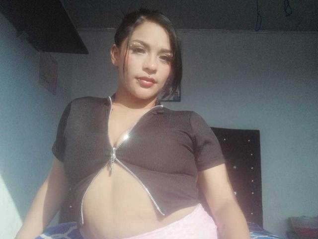 CandyLowers - Porno na żywo i seks kamera - 22497253