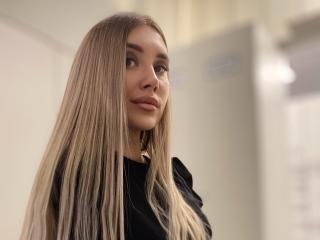 JuselliaBua - Live sex cam - 22497673