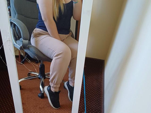 Leiliia - Live porn &amp; sex cam - 22498449