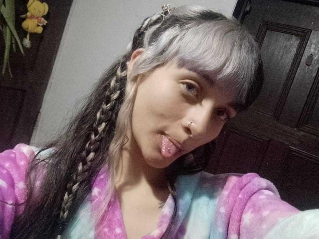 SweetEmili - Live porn &amp; sex cam - 22500849