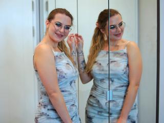 ZoeyFancy - Live porn &amp; sex cam - 22503285