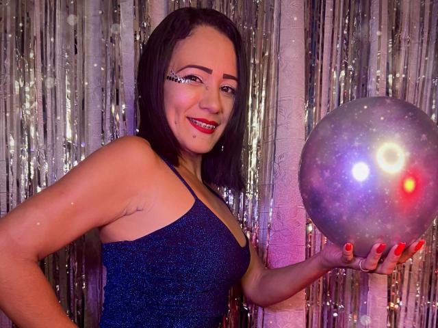 RoseEllie - Live porn &amp; sex cam - 22504545