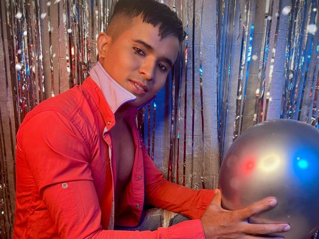 DayanWilly - сексуальная веб-камера в реальном времени - 22505325